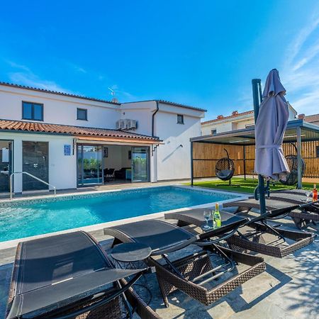 Villa Paradise Medulin Bagian luar foto