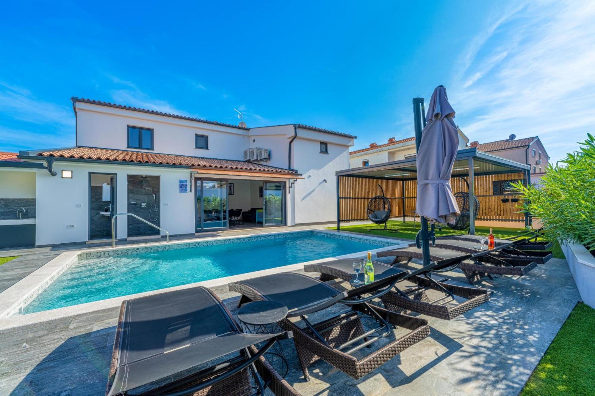 Villa Paradise Medulin Bagian luar foto